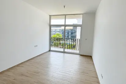 Vacant | Pool View | Quality Finishing | Vacant