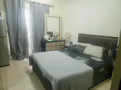Master Room for rent in Seasons Community JVC 3500