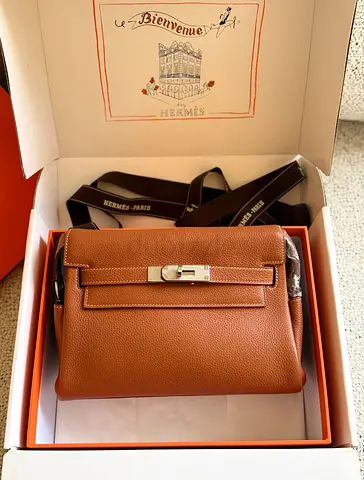 Hermes Kelly Pochette Crossbody in Tan Togo Leather with Strap