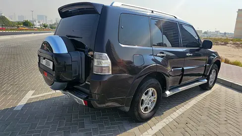 Mitsubishi Pajero 2010 GLS Top Line GCC Specs