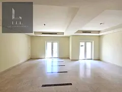 Single Row | 3BR+M Townhouse | Vacant | Landscaped Garden