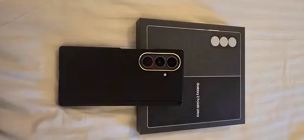 Samsung Galaxy Z Fold 8 Ultra in box