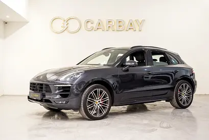 AED 2451 PM | PORSCHE MACAN TURBO 2017 | PARTIAL AGENCY HISTORY | PRISTINE CONDITION | GCC