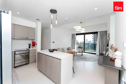 HigFloor | FullyFurnished | Upgraded | Spcious