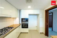Upgraded | Direct Mall Access | Maid's Room