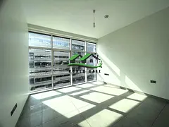 Luxury 1BR City View Prefect Location | Zero Commission