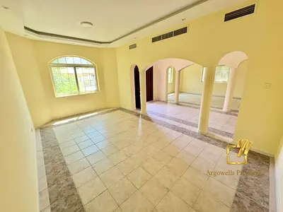 Spacious 4-Bedroom Villa | Prime Al Garhoud Location | Swimming Pool