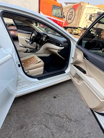 صورة مصغرة 11 لـ 2023 Toyota CAMRY