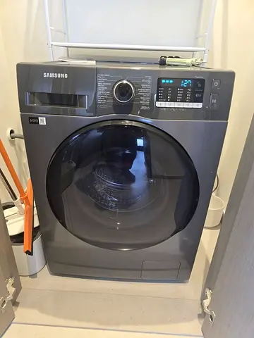 Free delivery Samsung Front Load 8/6 kg Washer Dryer - Good Working Condition