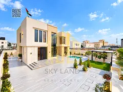 Corner villa for sale – with swimming pool – 8,200 sq. ft. – direct from owner – 3 floors 