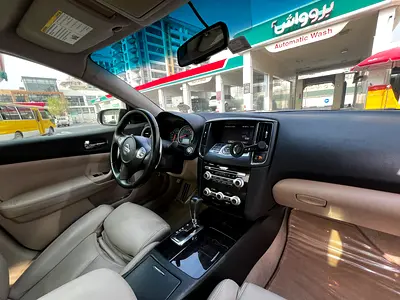 2015 Nissan MAXIMA 缩略图 16