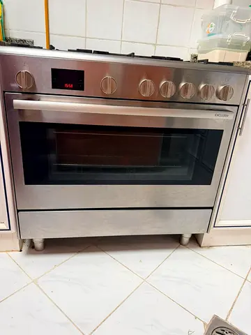 بوتاجاز بوش إيطالي دبي النهده2. Bosch Italian gas cooker, Dubai, Al Nahda