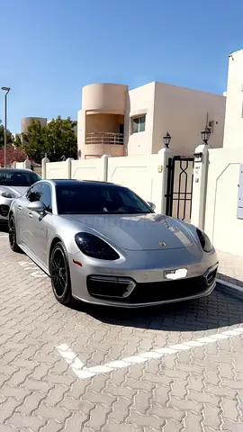 2022 Porsche Panamera 4S - Canadian Specs