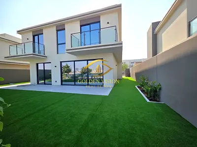 Beachfront Luxury Villa | 4BR + 2 Rooms | Exceptional Views & Privacy