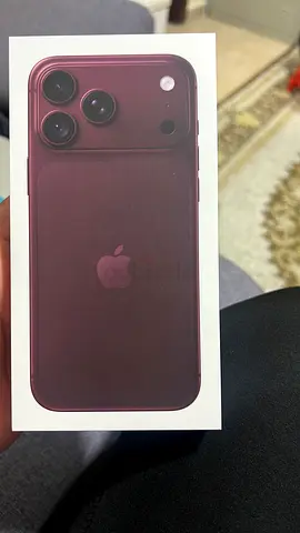 Iphone 18 pro max 512 burgundy