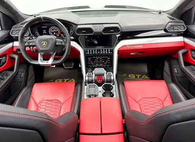 صورة 10 لـ 2019 Lamborghini URUS
