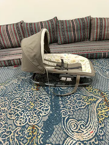 Lightweight Baby Rocking Chair / Bouncer Seat (Grey) – AED 50