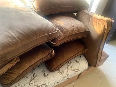 10 pieces Set of brown sofa cushions and removable cover - used