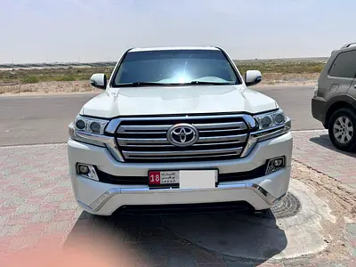 Toyota Land Cruiser GXR 2015 GCC Specs Face Lifted to 2021