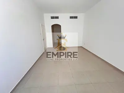 Prime location spacious apartment maintenance free close to Dubai