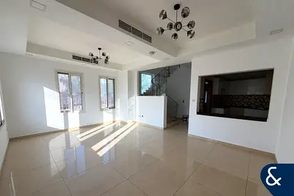 5 Bed Villa | Unfurnished | Spacious Layout