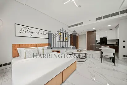 Furnished Studio | Canal View | J One