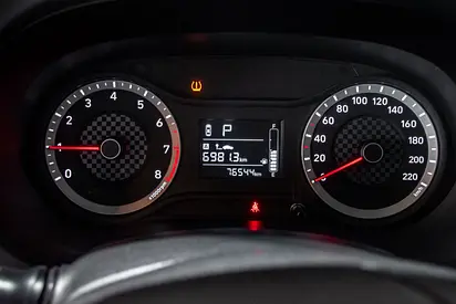 2023 Hyundai GRAND I10 缩略图 16