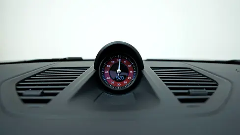 2023 Porsche 911 — миниатюра 15