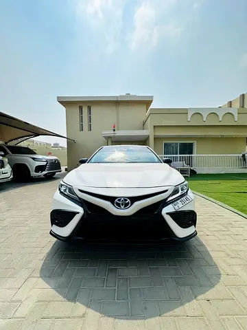 Toyota Camry Limited 2023 GCC Specs