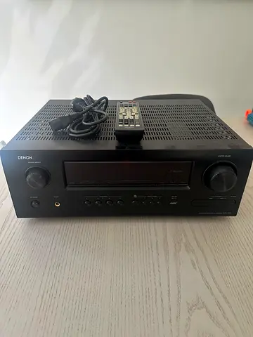 Denon AVR 1912 Receiver/Amplifier in Good Condition with Remote and Cables