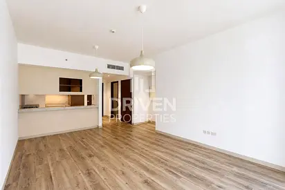 Elegant Apt | Modern Amenities | Ready to Move in