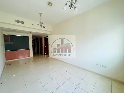 Spacious 1BR Apartment | Sheffield Classic | Balcony View