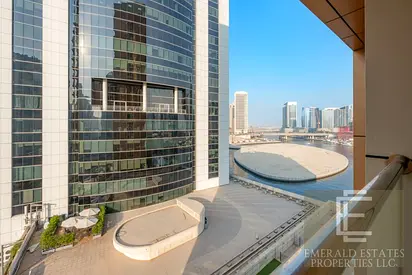 SPACIOUS 2 BR | BURJ VIEW | WELL MAINTAINED