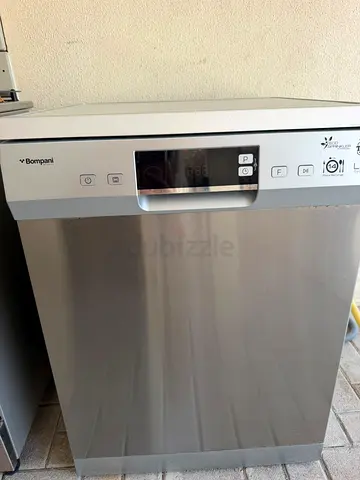 Bompani 15 Place Dishwasher | Good Condition | AED 495