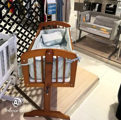 Wooden Baby Cradle / Bassinet in good condition
