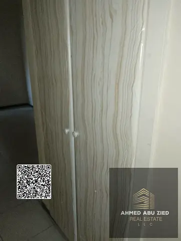 A unique, unmissable opportunity in Al Nuaimiya, King Faisal Street – Ajman ✨🌊 🏡 Fantastic studio apartment for rent in an exceptional location; fea