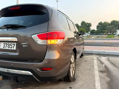 2015 Nissan PATHFINDER 照片 8