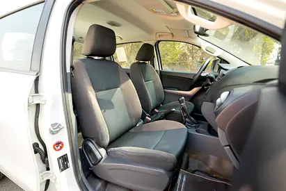 2020 Nissan NAVARA 缩略图 11