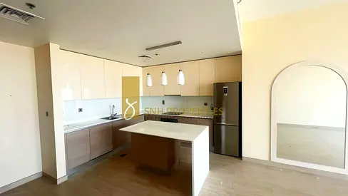 LAUNDRY ROOM | SPACIOUS UNIT | LUXURY FINISH
