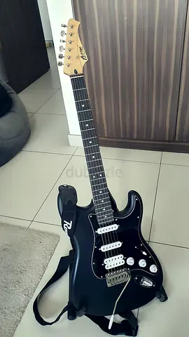 Blackbird Auriga Guitar "The Raven"