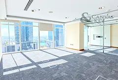 FULLY FITTED GLASS PARTITION I PREMIUM LOCATION I PANTRY AND KITCHEN