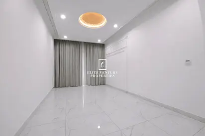 PRIME LOCATION | ELEGANT | UPGRADED STUDIO