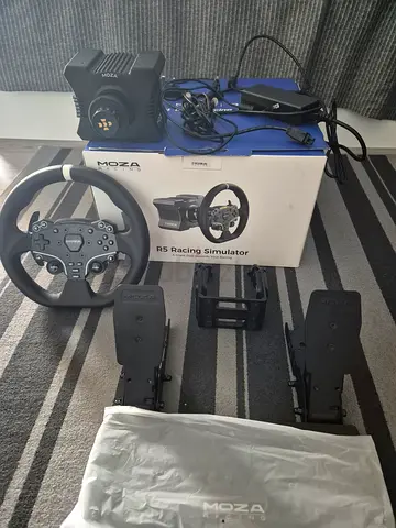 Moza Racing - R5 Bundle