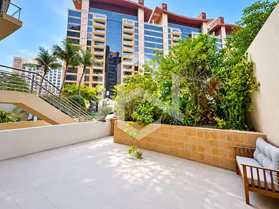 Spacious Garden | Luxury Living | Beach Access