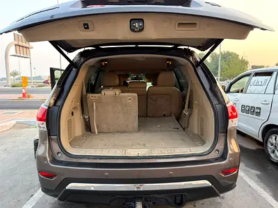 2015 Nissan PATHFINDER 照片 2