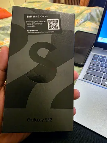 Samsung s22 256GB TRA WITH BOX