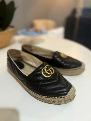 Pre-owned Gucci Black Leather Espadrilles with Gold GG Logo - Women’s