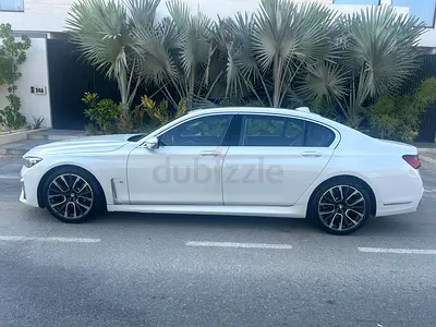 BMW 730Li – First Owner | Full Option | AGMC Maintained | Warranty Until 2027