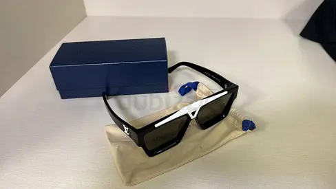 Louis Vuitton Evidence Sunglasses