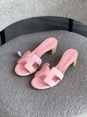 Pink low-heel slip-on sandals, size (please confirm)